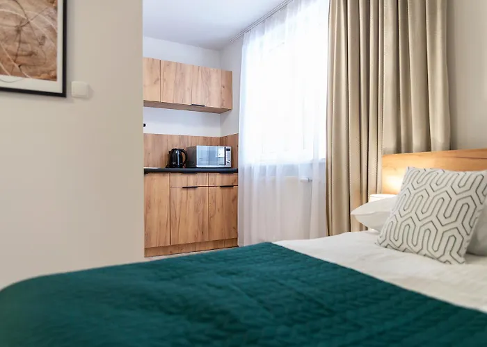 Na Urlop - Polana Malinka Pod Skocznia - *