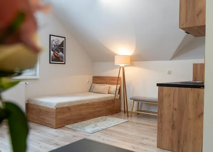 Na Urlop - Polana Malinka Pod Skocznia - *